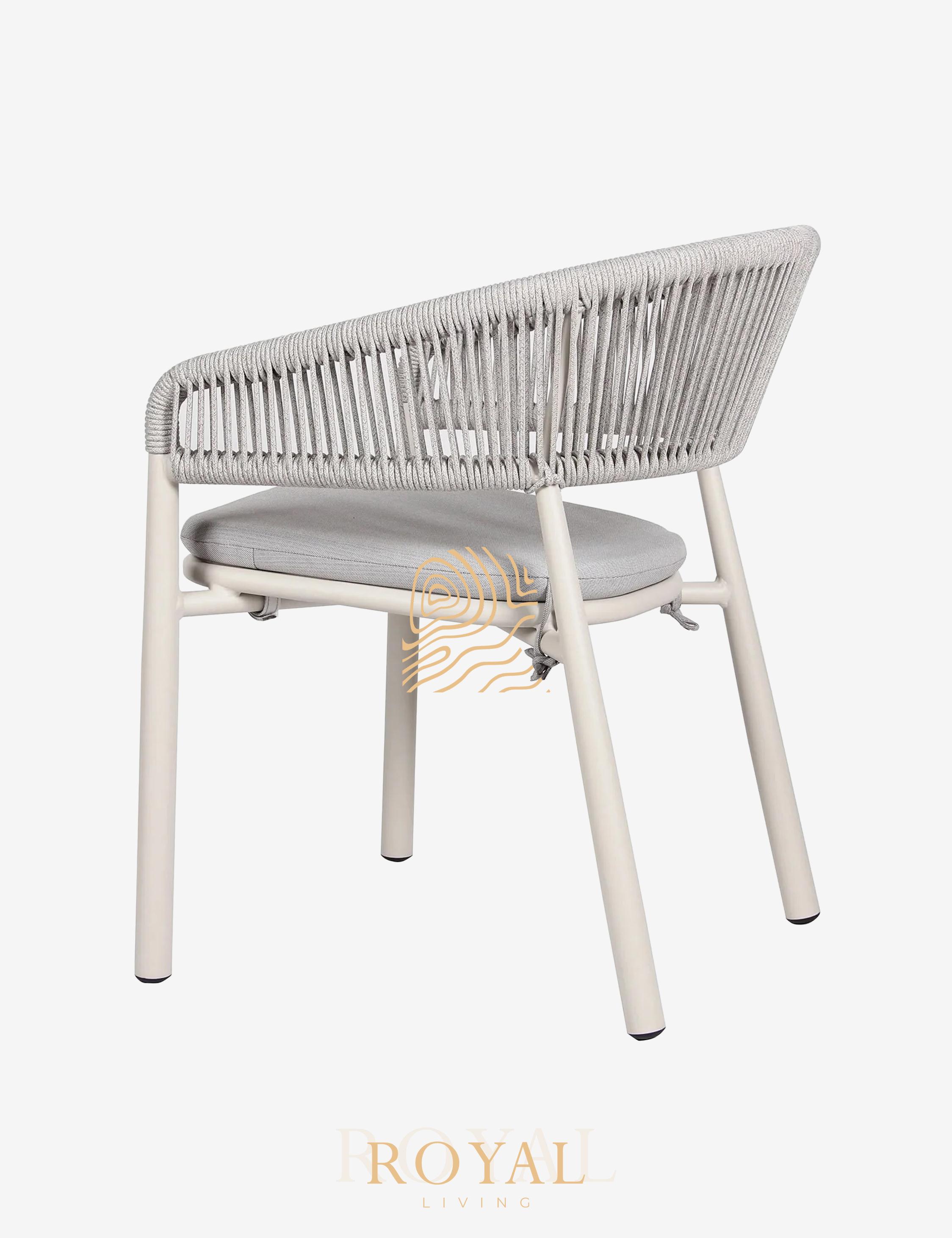 Zaviro Kursi Cafe Besi Outdoor, kursi cafe besi outdoor, kursi cafe outdoor, kursi cafe besi, kursi cafe modern, kursi cafe minimalis, kursi outdoor cafe, kursi cafe dengan bantalan, kursi cafe sandaran anyaman, kursi besi outdoor modern, kursi cafe estetik, kursi restoran outdoor, kursi teras cafe, furniture cafe outdoor, furniture cafe modern, kursi cafe kekinian, royalliving